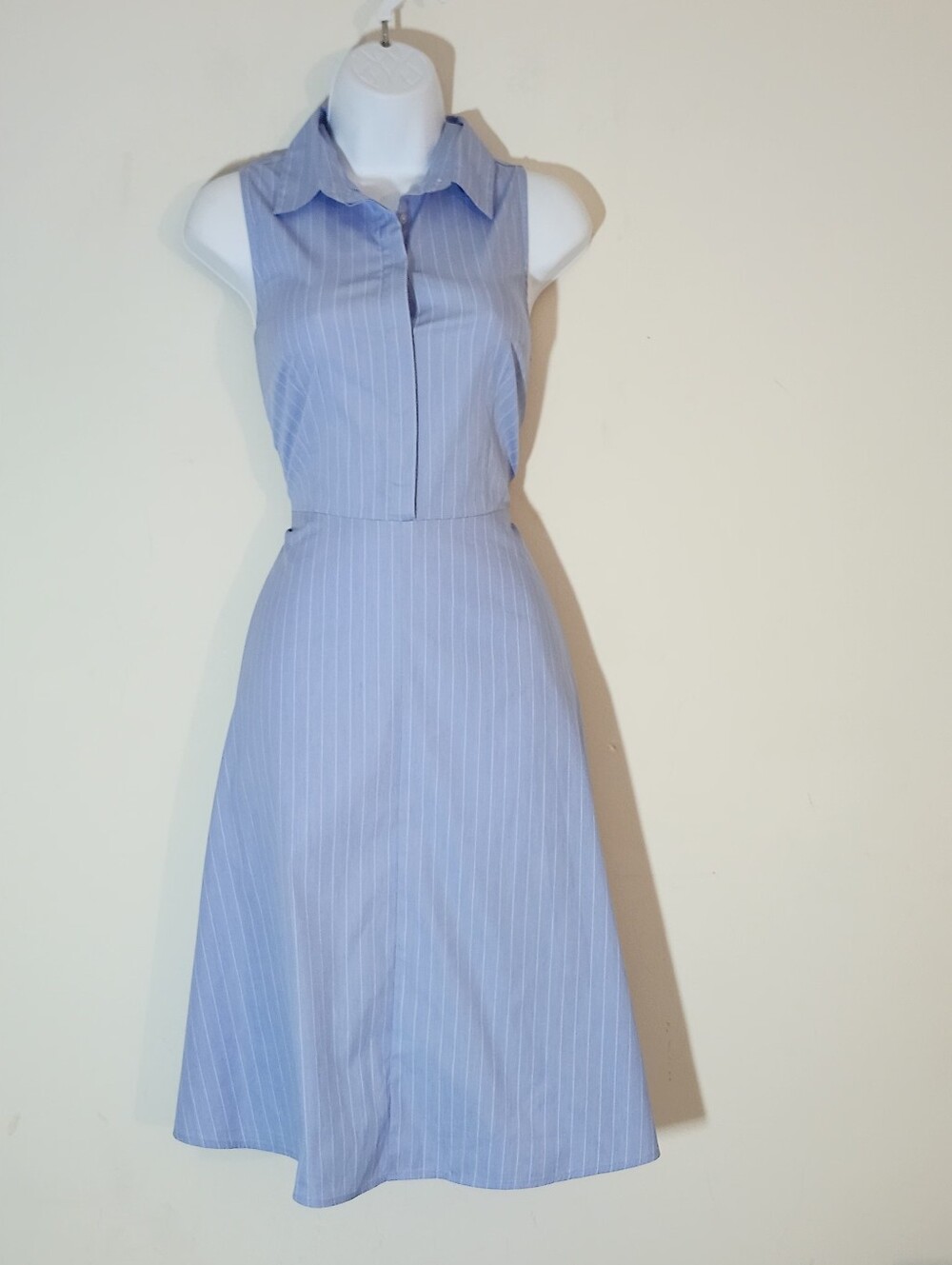 Ann Taylor Factory Sleeveless Pinstripe Midi Shirtdress with Belt Size: 8 Color: - Picture 15 of 16